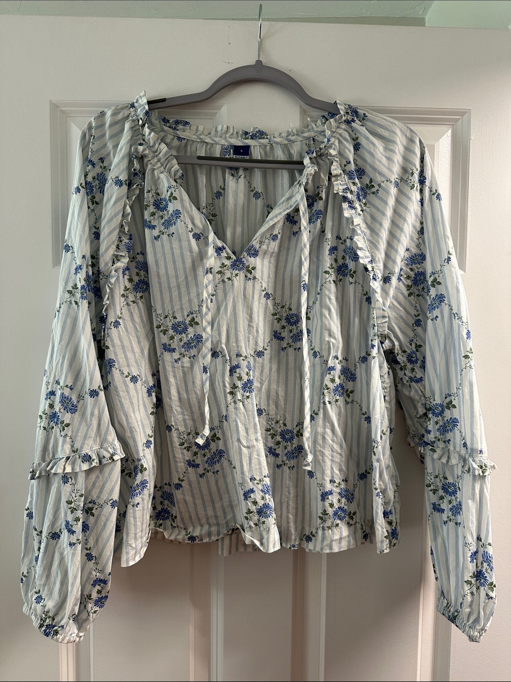 Old Navy Blue and White Floral Ruffle Peasant Blouse